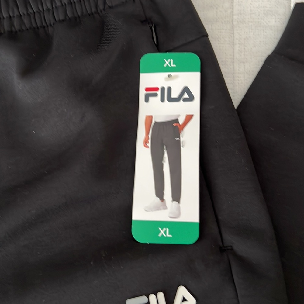 NWT (FILA ) men’s Joggers size XL - Picture 3 of 16